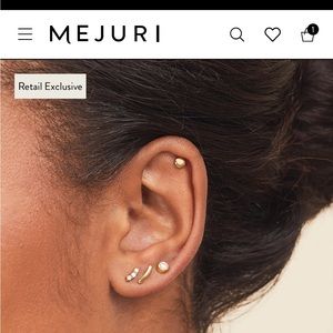 Mejuri 14k curve bar flat back stud